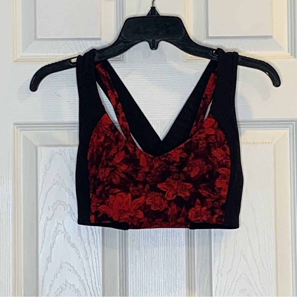 Lululemon Sweat Times Bra CarmineTrue Red Black / Black Size 4